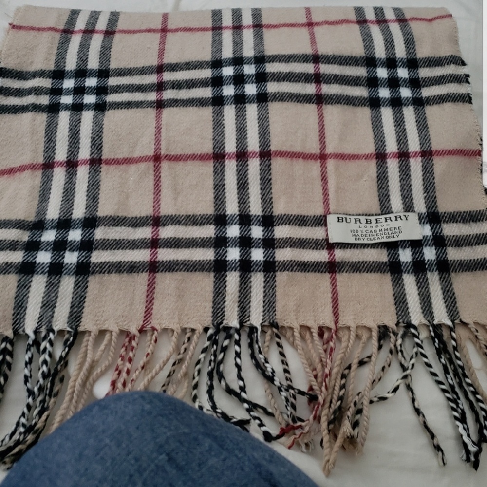 Burberry scarf